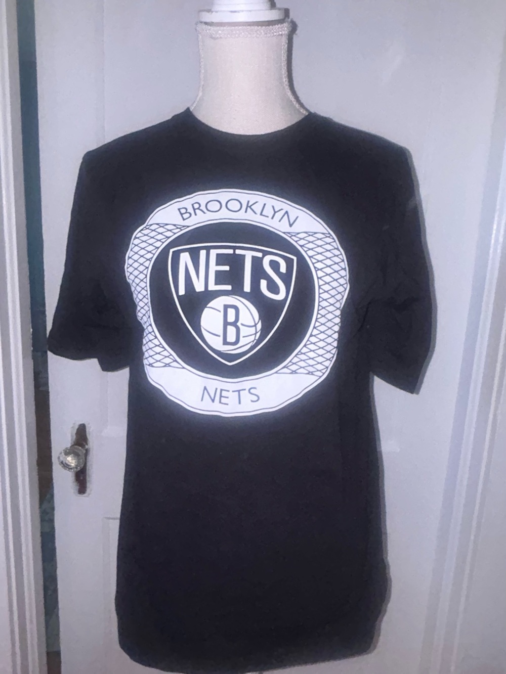 Men’s Brooklyn Nets NBA Black Logo T-Shirt size 2 XL